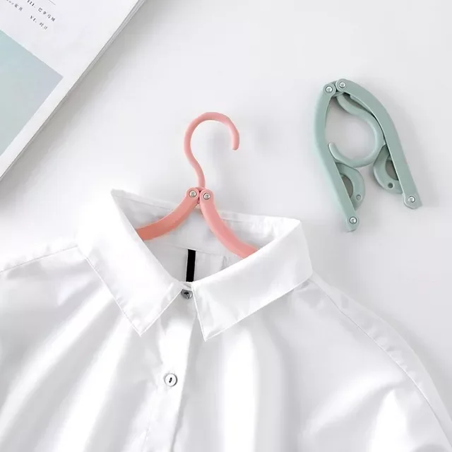 Cintre pliable  en plastique