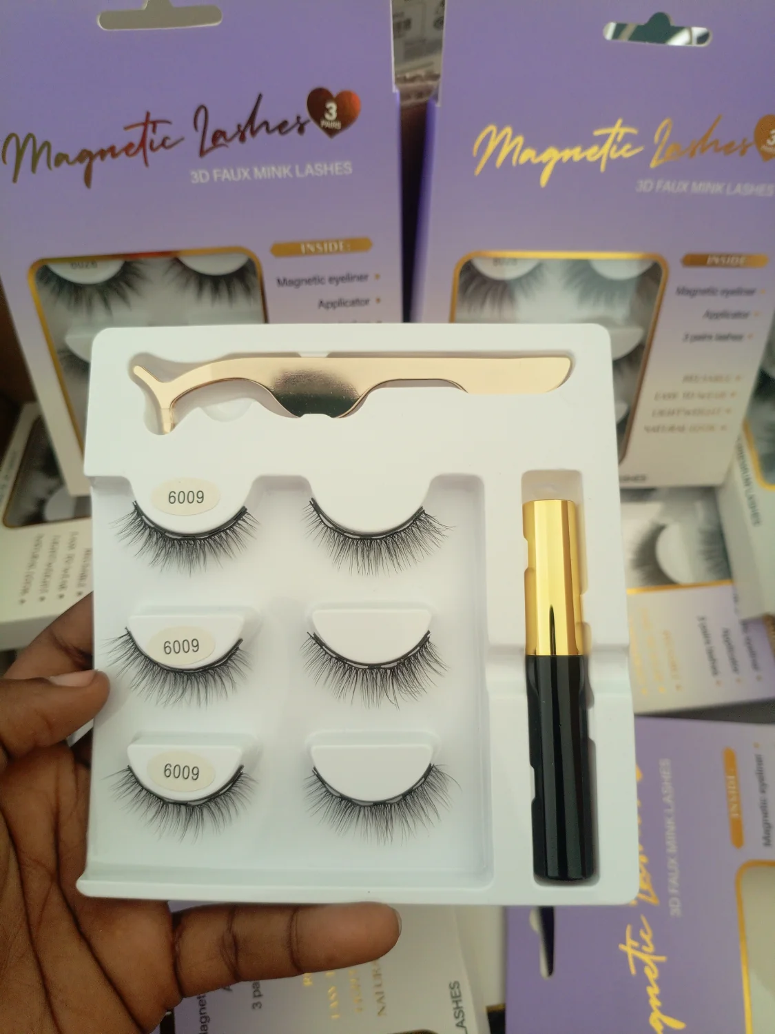 Faux Cils