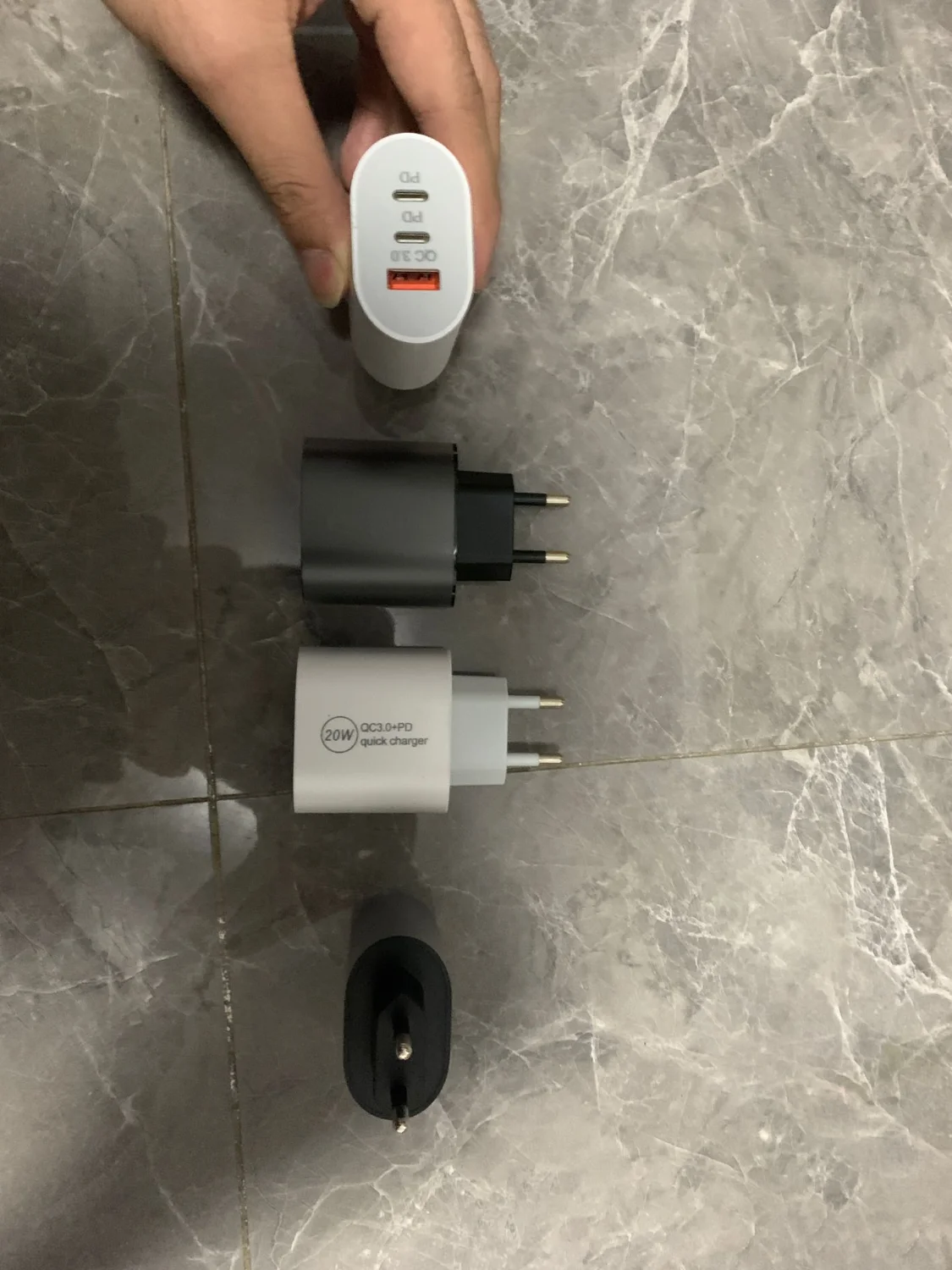 QC 20W